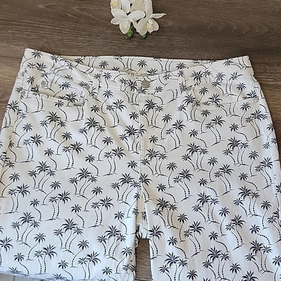 Two by Vince Camuto White Palm Tree‎ Print Pants Women's Size 32/14 - Picture 1 of 9